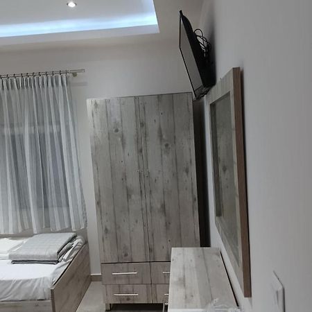 Ladenis Studios Nea Plagia Extérieur photo